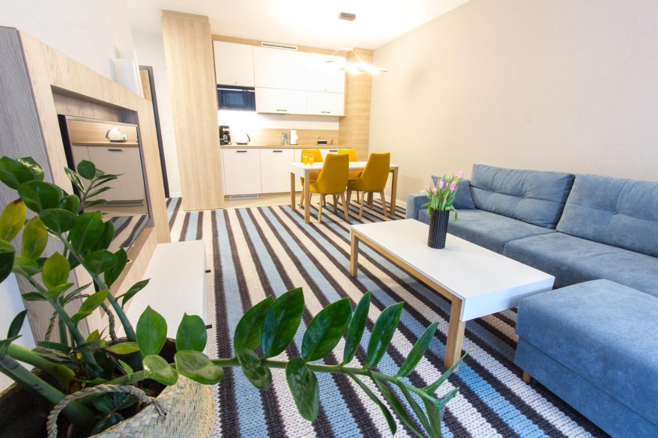 Bel Mare Apartament 128 Z Ogrodkiem ミエンジズドロイェ エクステリア 写真