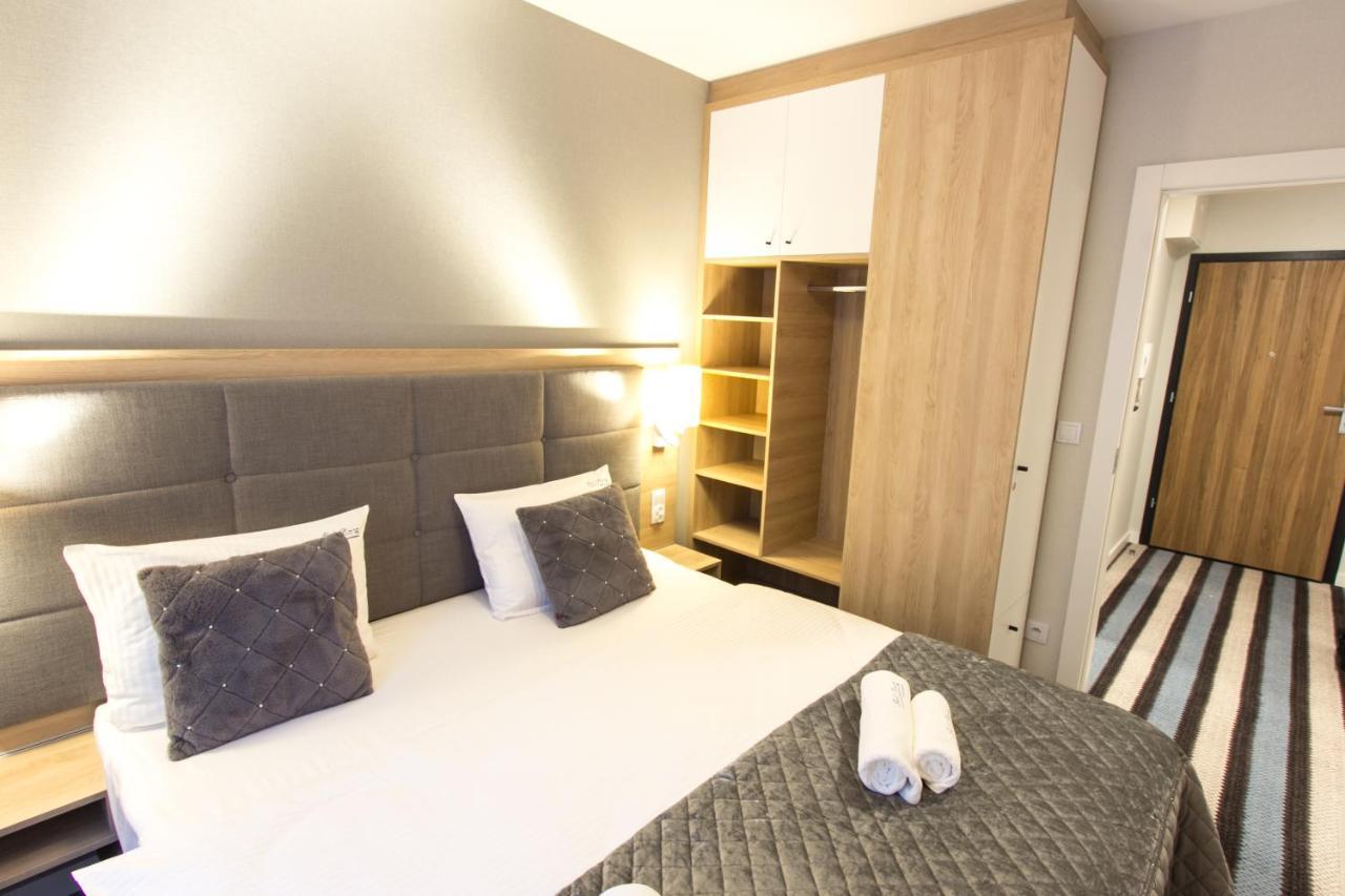 Bel Mare Apartament 128 Z Ogrodkiem ミエンジズドロイェ エクステリア 写真
