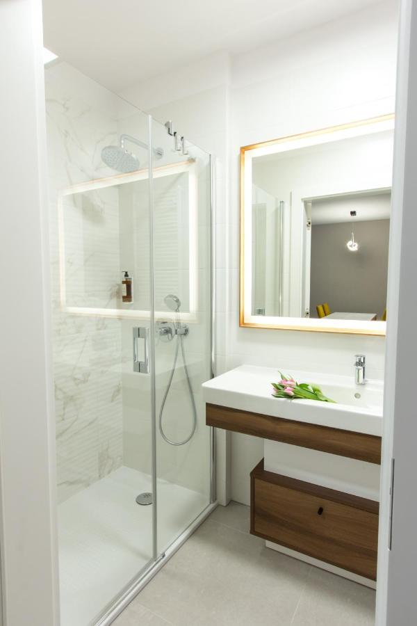 Bel Mare Apartament 128 Z Ogrodkiem ミエンジズドロイェ エクステリア 写真