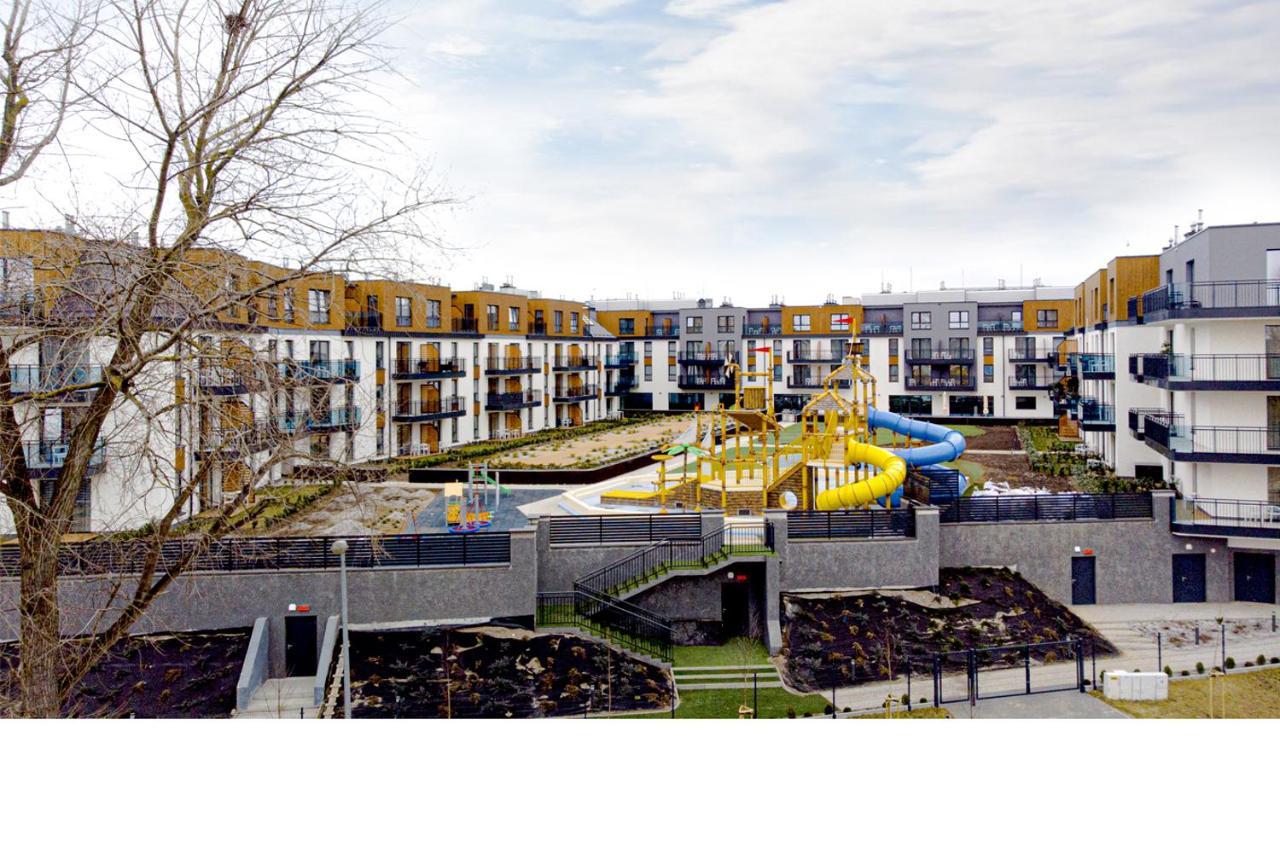 Bel Mare Apartament 128 Z Ogrodkiem ミエンジズドロイェ エクステリア 写真
